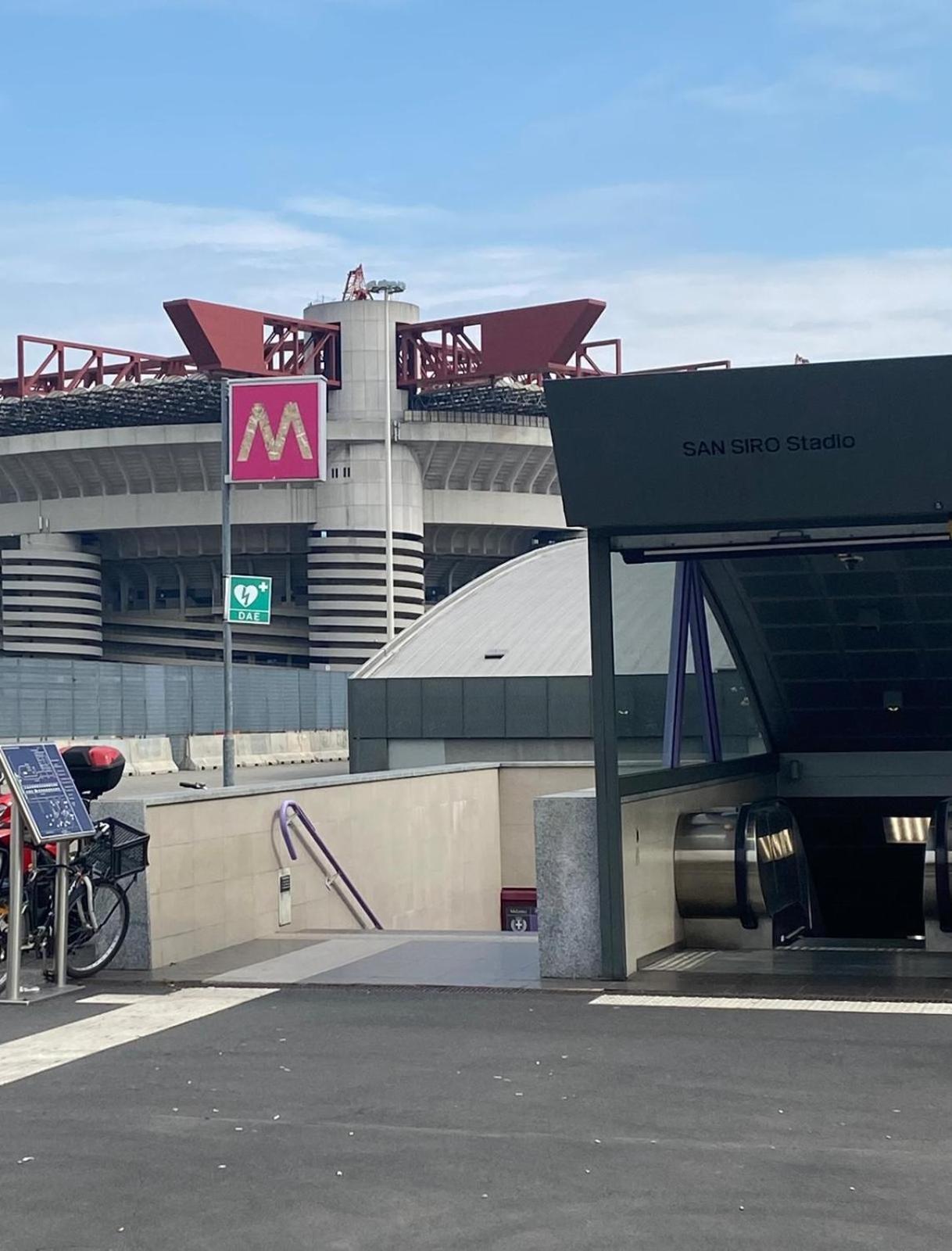 San Siro Fb16 — Foto 1